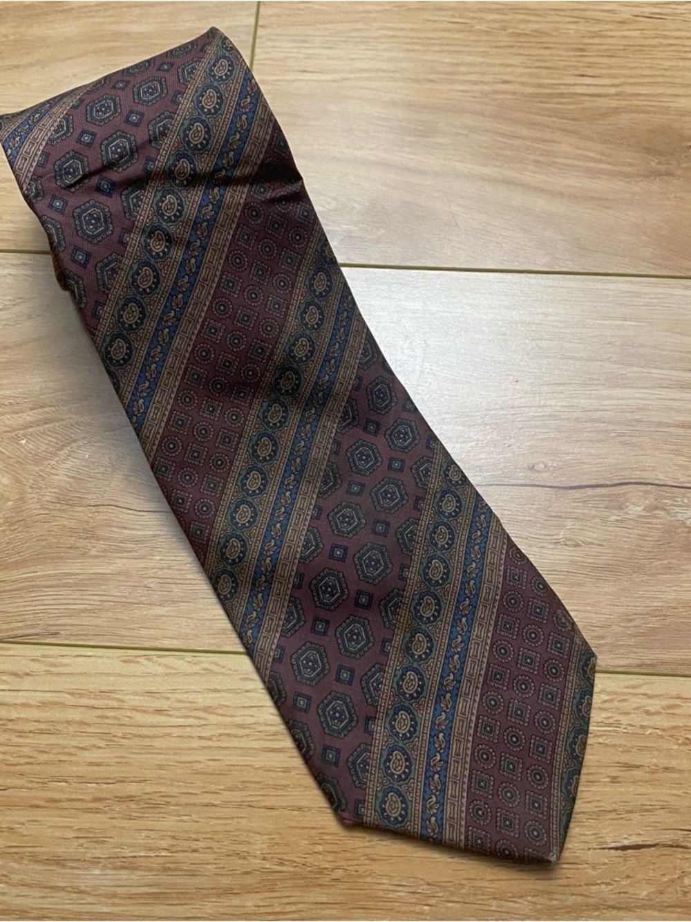 Givenchy Monsieur silk paisley tie